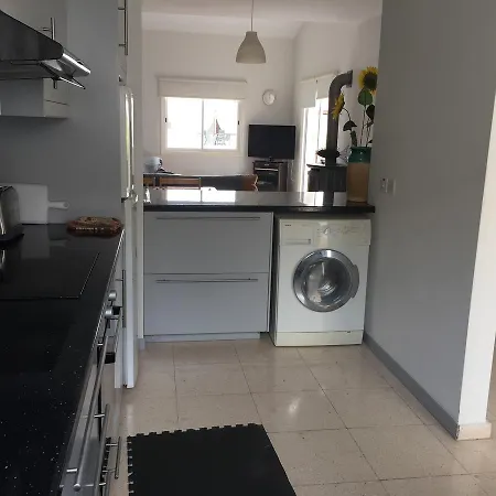 Limnaria Westpark Apartment